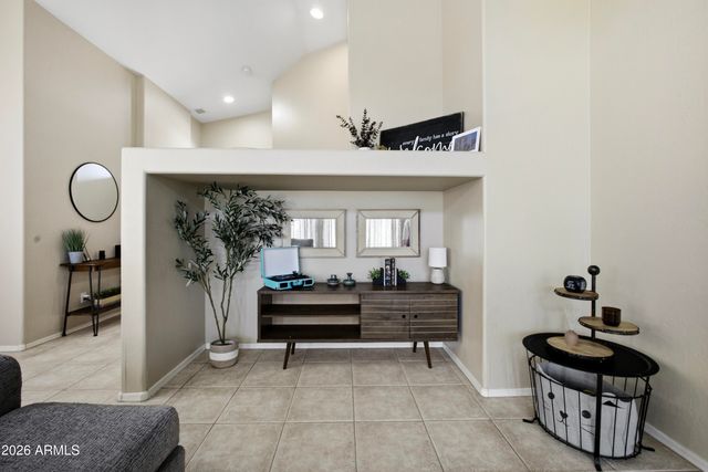 8637 W APACHE Street, Tolleson, AZ 85353