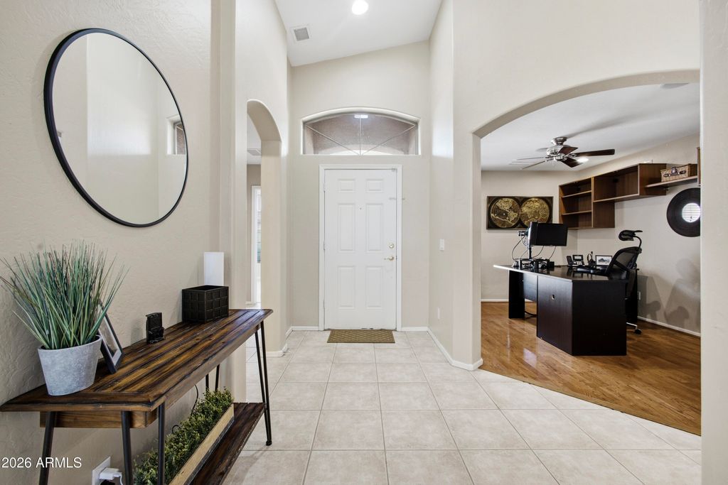 8637 W APACHE Street, Tolleson, AZ 85353 — photo 4