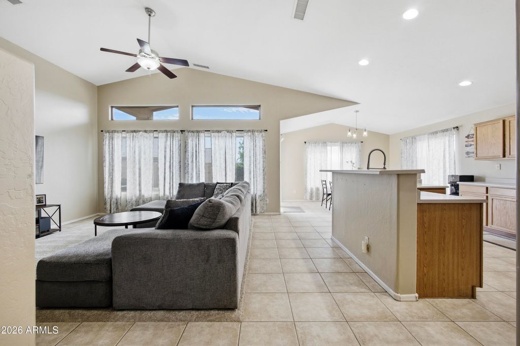 8637 W APACHE Street, Tolleson, AZ 85353 — photo 5