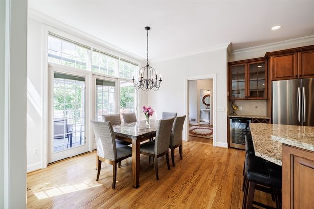 9 Harvest Glen, Pittsford, NY 14534