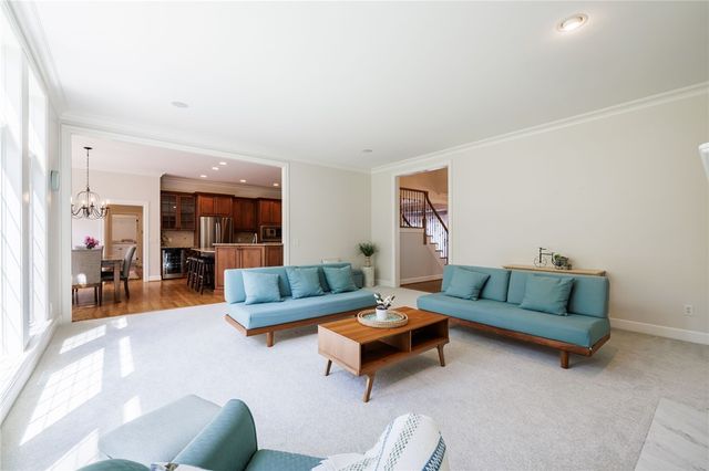 9 Harvest Glen, Pittsford, NY 14534