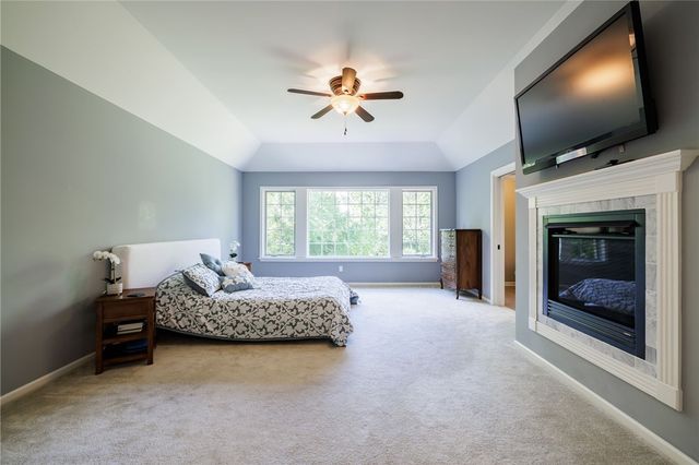 9 Harvest Glen, Pittsford, NY 14534