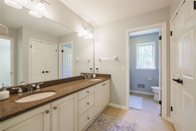 9 Harvest Glen, Pittsford, NY 14534
