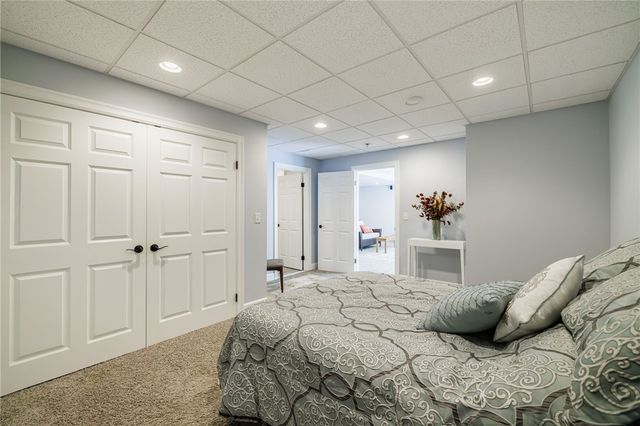 9 Harvest Glen, Pittsford, NY 14534