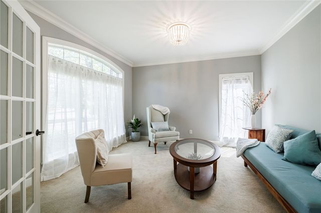 9 Harvest Glen, Pittsford, NY 14534