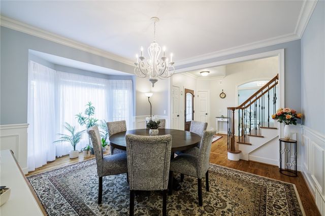 9 Harvest Glen, Pittsford, NY 14534
