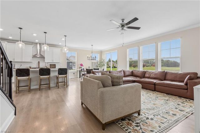 301 St. Andrews, Smithfield, VA 23430