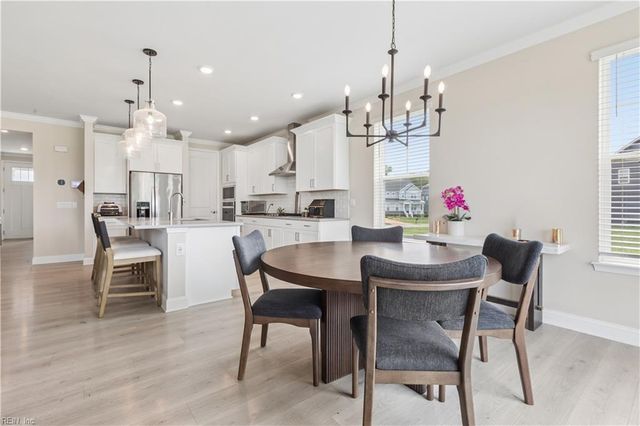 301 St. Andrews, Smithfield, VA 23430