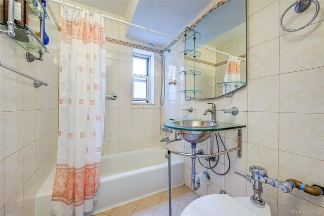 67-25 Dartmouth Street 7H, Forest Hills, NY 11375