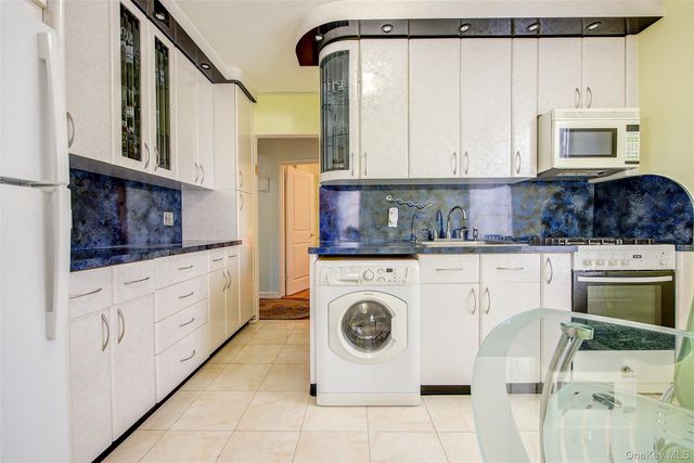 67-25 Dartmouth Street 7H, Forest Hills, NY 11375