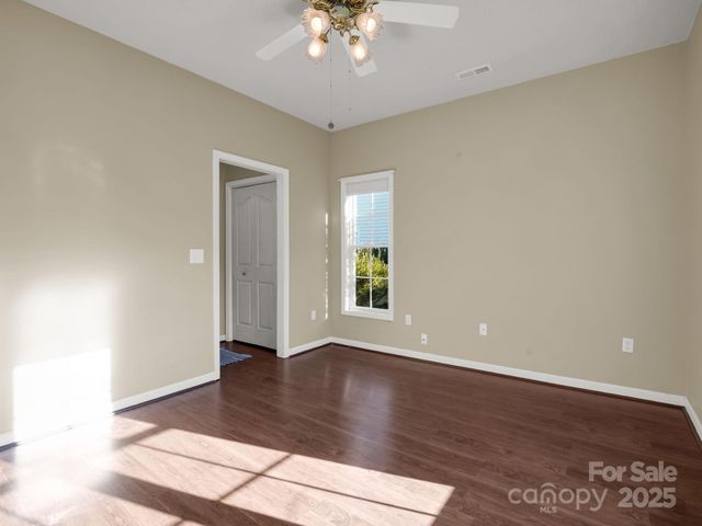 276 Cambridge Drive, Brevard, NC 28712