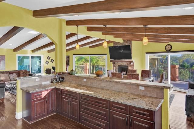 2440 Los Alisos, Fallbrook, CA 92028