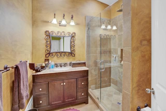 2440 Los Alisos, Fallbrook, CA 92028