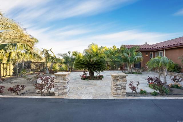 2440 Los Alisos, Fallbrook, CA 92028