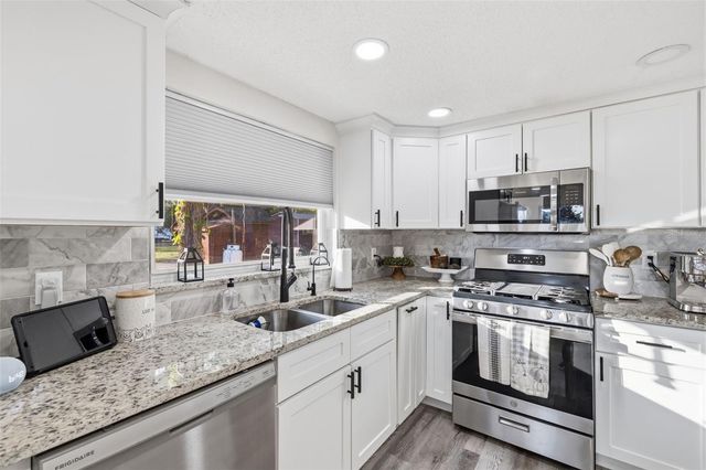 14702 BLUESTONE LANE, Odessa, FL 33556