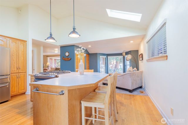 415 Rose Way, Everett, WA 98203