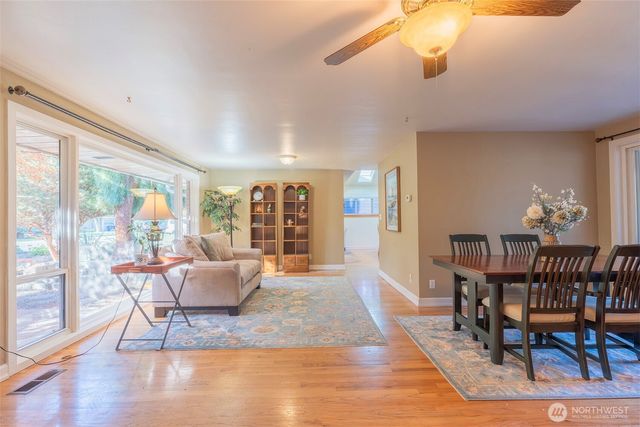 415 Rose Way, Everett, WA 98203