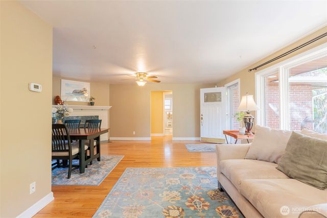 415 Rose Way, Everett, WA 98203