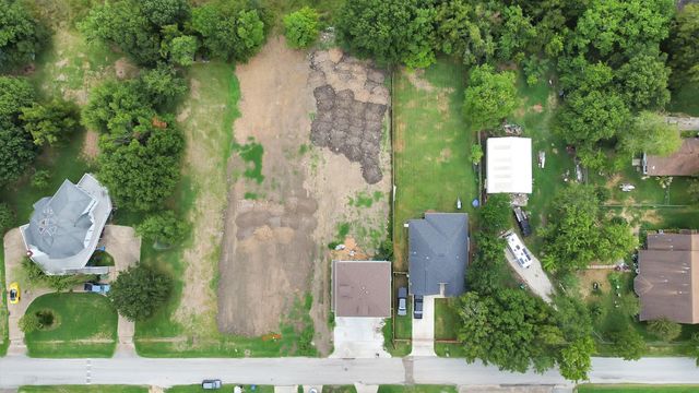 109 N 3rd St, South Houston, TX 77587