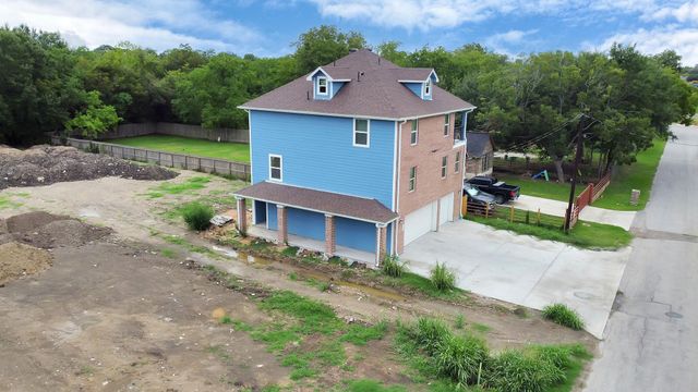109 N 3rd St, South Houston, TX 77587