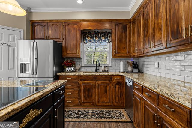 102 Canterbury Drive, Lagrange, GA 30241
