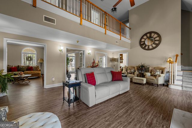 102 Canterbury Drive, Lagrange, GA 30241