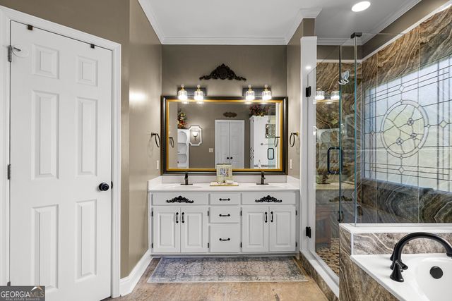 102 Canterbury Drive, Lagrange, GA 30241