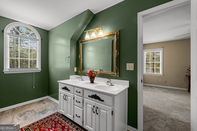 102 Canterbury Drive, Lagrange, GA 30241