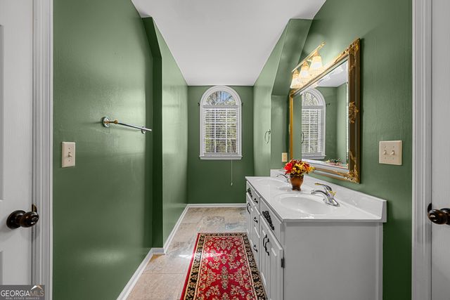 102 Canterbury Drive, Lagrange, GA 30241