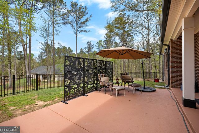 102 Canterbury Drive, Lagrange, GA 30241