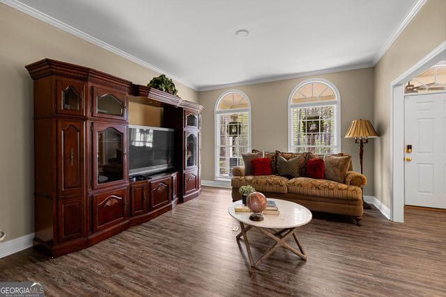 102 Canterbury Drive, Lagrange, GA 30241