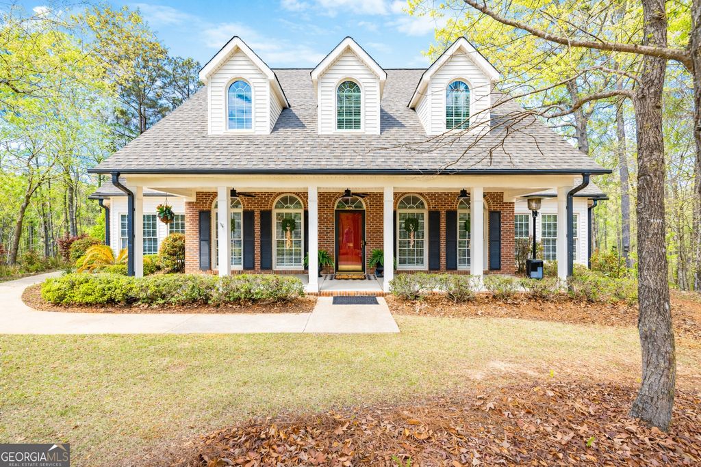 102 Canterbury Drive, Lagrange, GA 30241