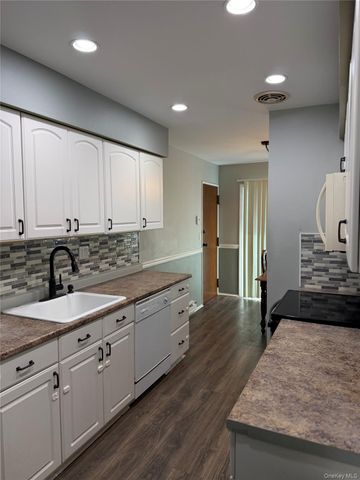 22 Crescent Drive 85, Thiells, NY 10984