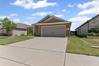 508 Bronze Forest Drive, Fort Worth, TX 76131