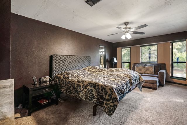 206 County Road 43340, Paris, TX 75462