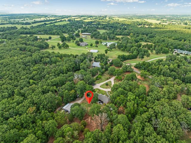 206 County Road 43340, Paris, TX 75462