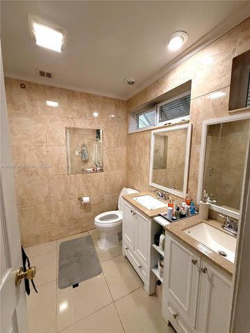 661 SW 67th Avenue, Pembroke Pines, FL 33023