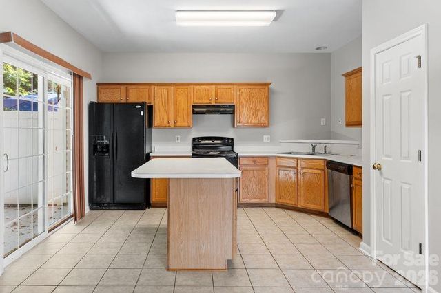 3110 Summerfield Ridge Lane, Matthews, NC 28105