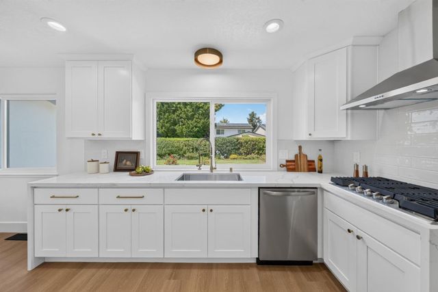 1031 Mount Darwin Drive, San Jose, CA 95120