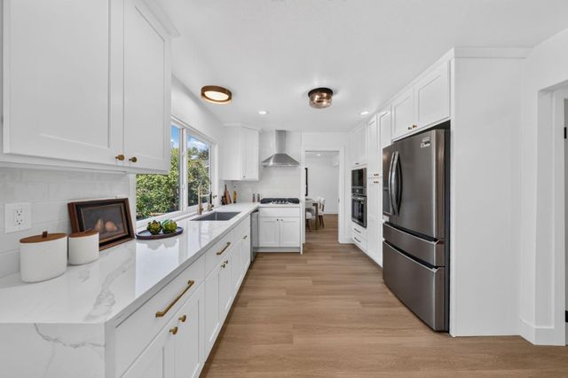 1031 Mount Darwin Drive, San Jose, CA 95120