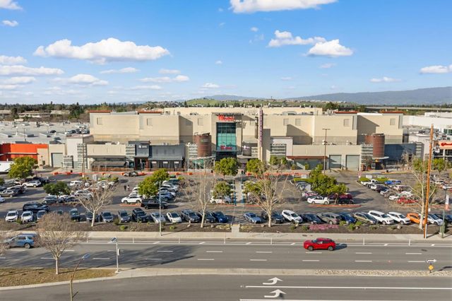 1031 Mount Darwin Drive, San Jose, CA 95120