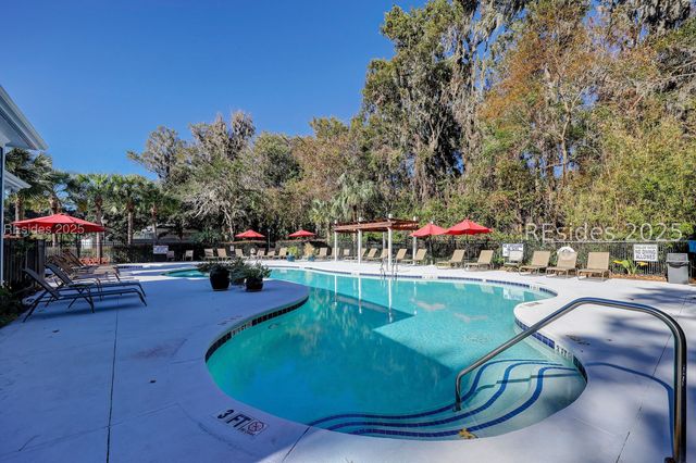 100 Kensington Blvd Apt 819, Bluffton, SC 29910