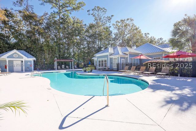 100 Kensington Blvd Apt 819, Bluffton, SC 29910
