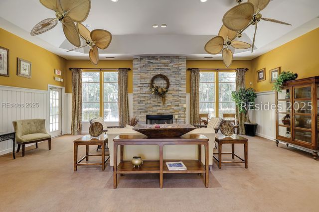 100 Kensington Blvd Apt 819, Bluffton, SC 29910