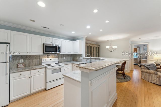 100 Kensington Blvd Apt 819, Bluffton, SC 29910