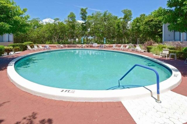 3589 S Ocean Boulevard 10, South Palm Beach, FL 33480