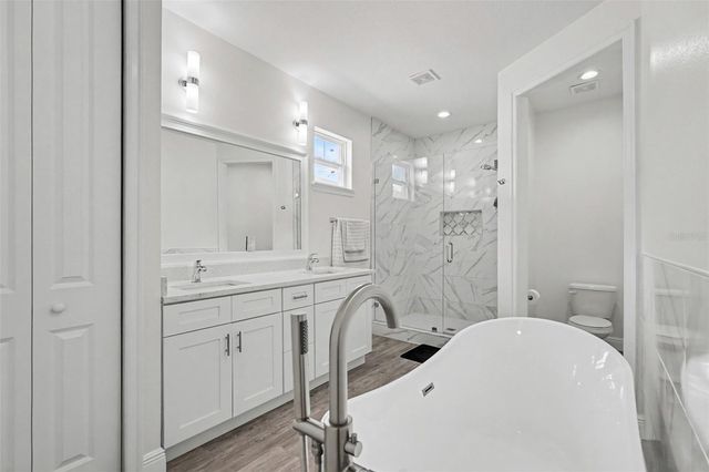 8307 N GOMEZ AVENUE, Tampa, FL 33614