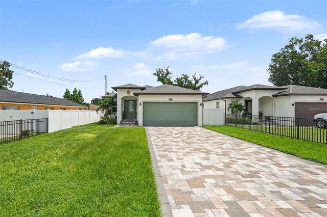 8307 N GOMEZ AVENUE, Tampa, FL 33614