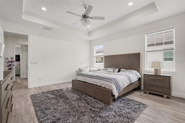 8307 N GOMEZ AVENUE, Tampa, FL 33614