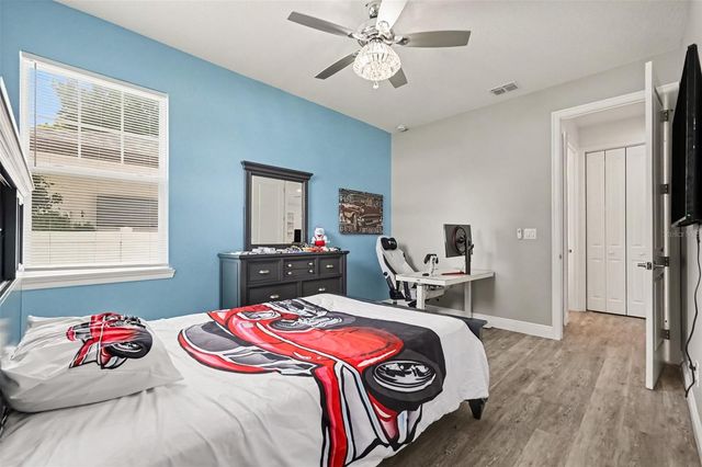 8307 N GOMEZ AVENUE, Tampa, FL 33614